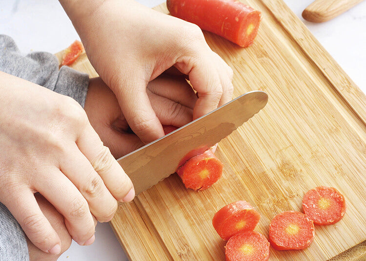 How to teach kids knife skills?